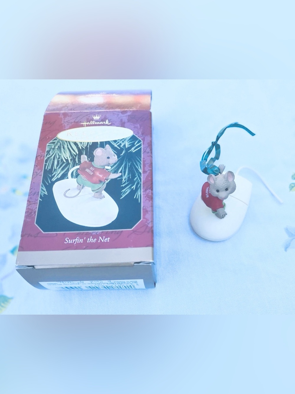 2000 Hallmark Surfin' the Net Mouse Ornament - Red, Green, White